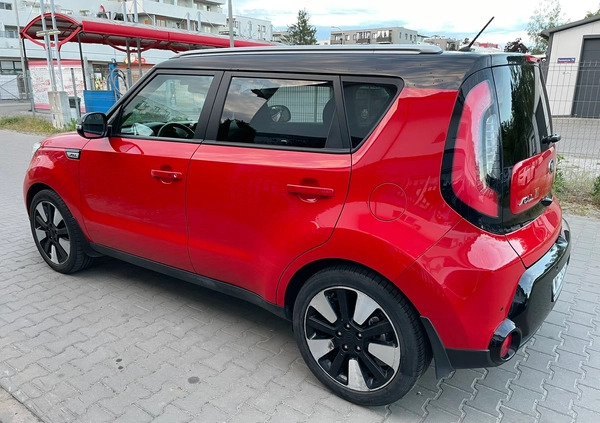 Kia Soul cena 47500 przebieg: 66500, rok produkcji 2014 z Ząbki małe 497